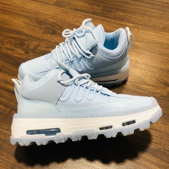 like new Shoes - Jordan Mae celestial blue size 7